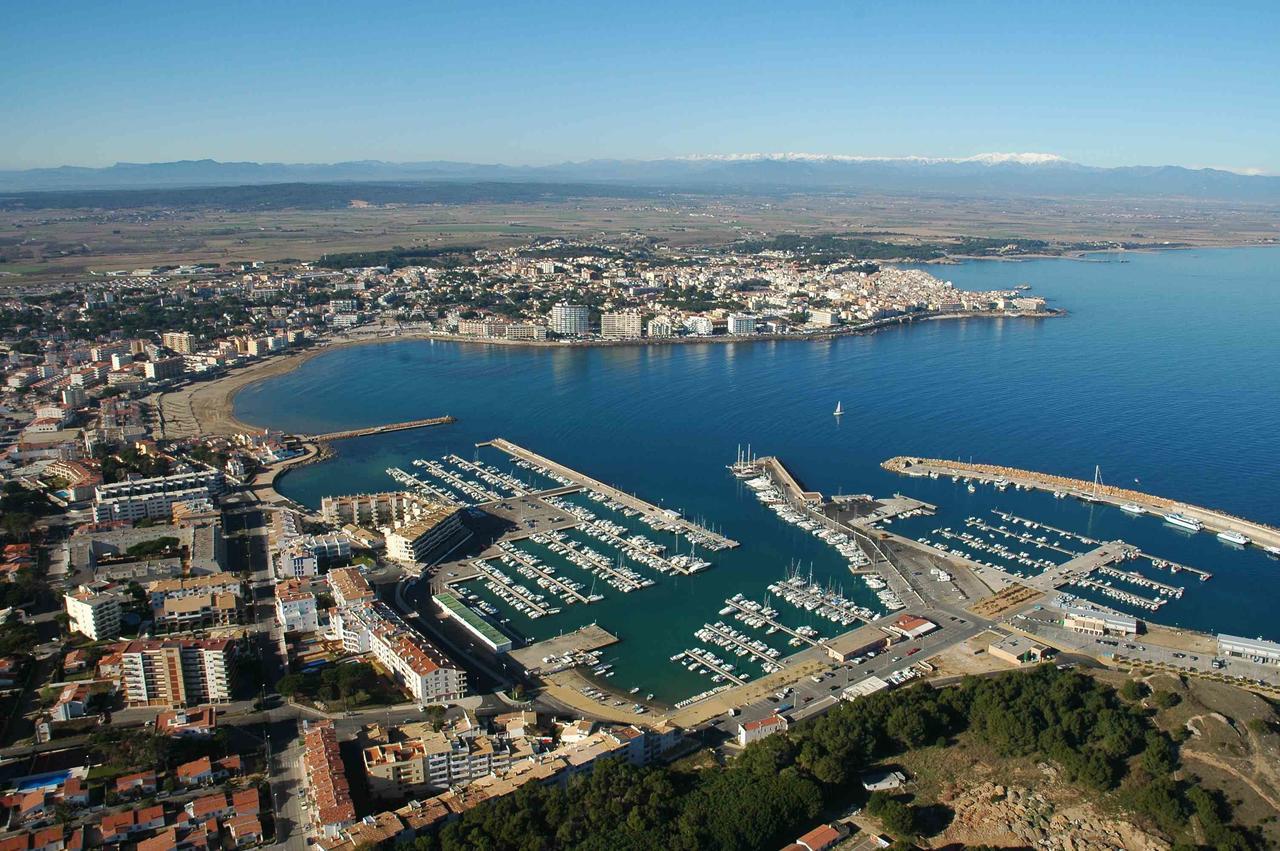 Apartamentos Els Pescadors L' Escala Exterior foto